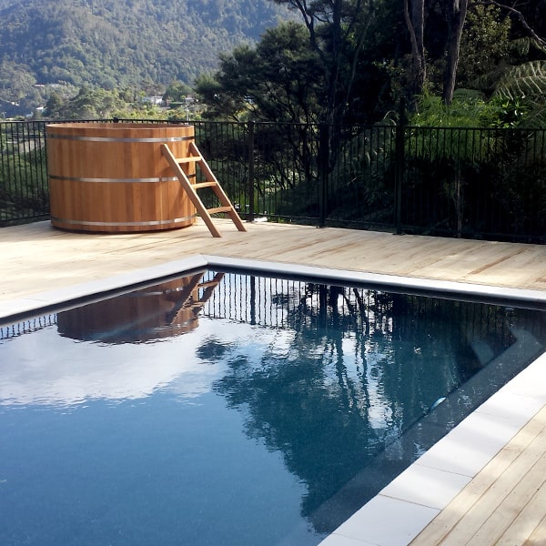 Earth Impressions - Pool Scapes